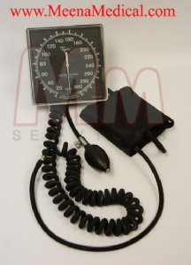 Tycos Sphygmomanometer with Cuff