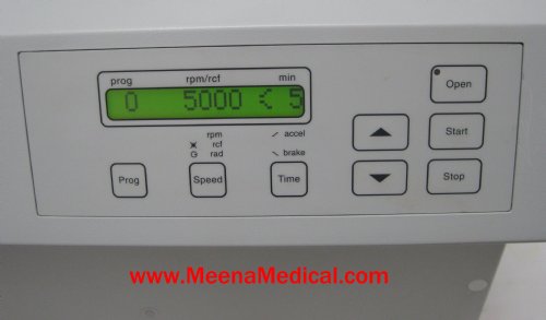 Eppendorf Centrifuge 5804 