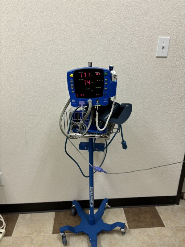 Carescape Dinamap Blood Pressure Monitor V100 