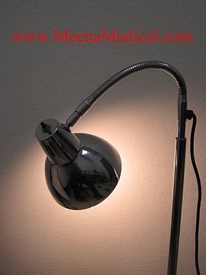 PSS Goosneck Exam Light - Preowned in Good Condition