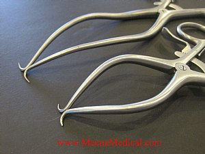 Set of 2 Gelpi Retractors Model 205-120 