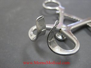Hu-Friedy Mouth Retractor