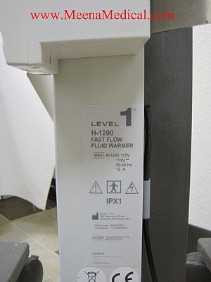 Level 1 H-1200 Rapid Infuser Fluid Warmer with Level 1 H-31B Detector/Clamp and Stand