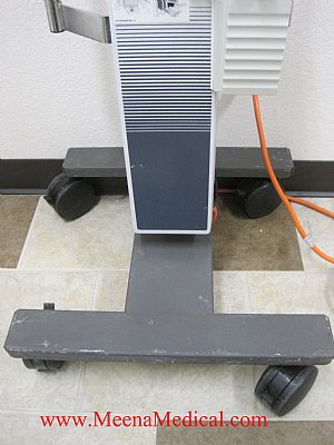 Level 1 H-1200 Rapid Infuser Fluid Warmer with Level 1 H-31B Detector/Clamp and Stand